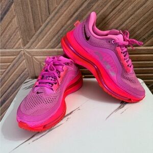 Nike Women’s Air Zoom Pegasus Premium